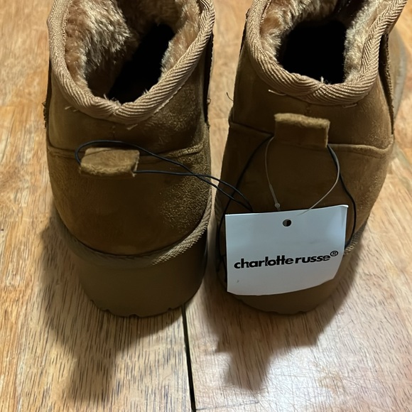 NWT Womens chestnut colored booties - Picture 2 of 7